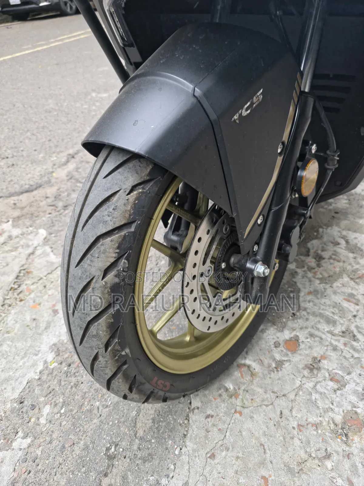 Taro Vampire 2025 Black