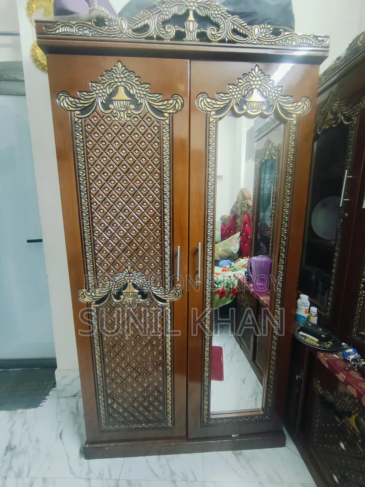 আলমারি/শো কেস