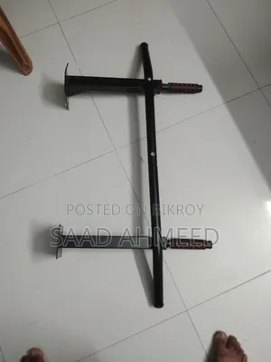 ওয়াল মাউন্টেড জয়েন্টলেস পুল আপ বার চিন আপ বার - জিম ইকুইপমেন্ট