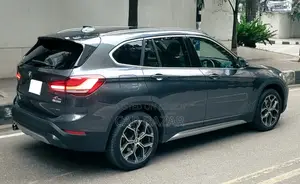 BMW X1 2022 গ্রে