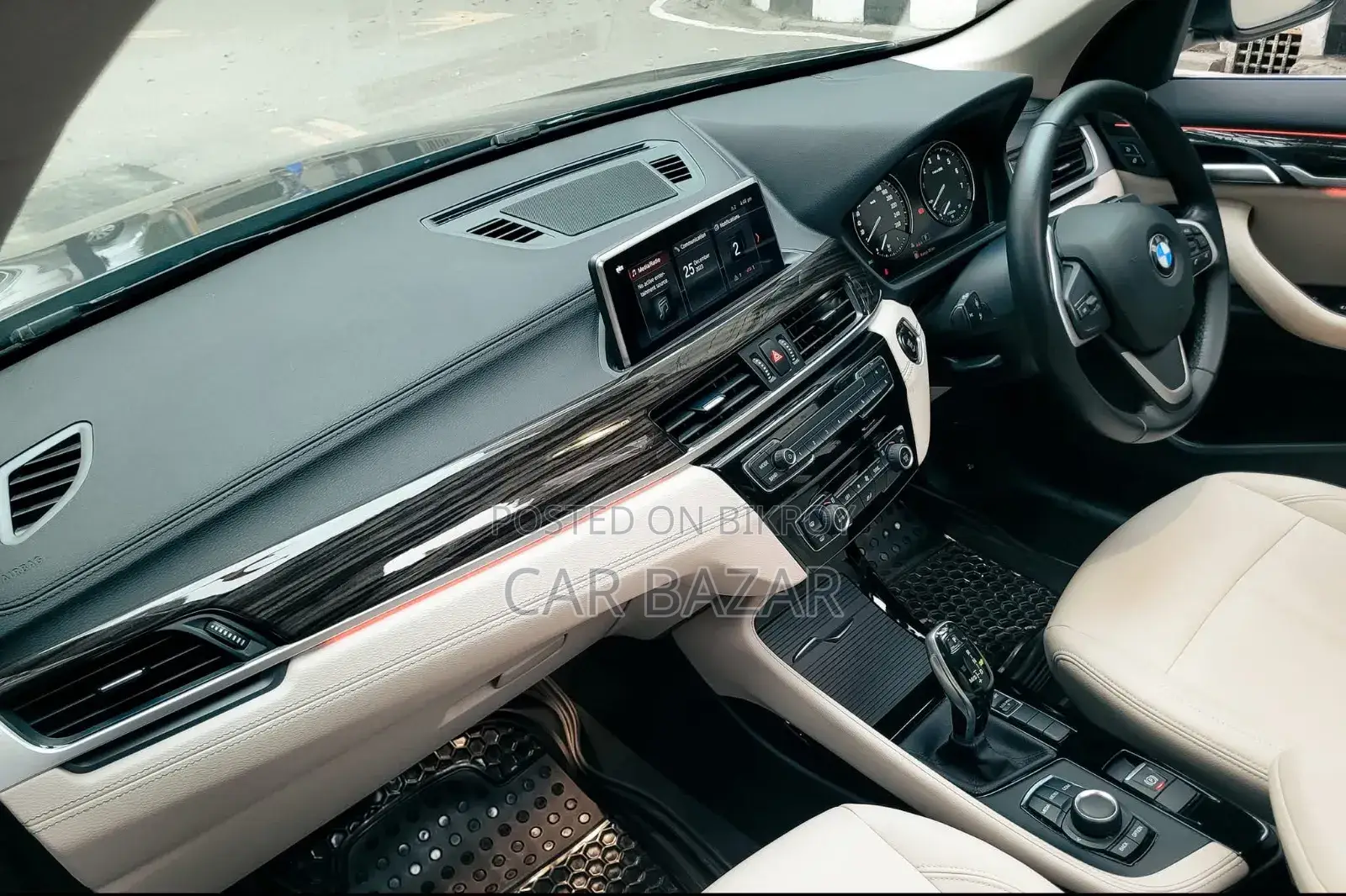 BMW X1 2022 গ্রে