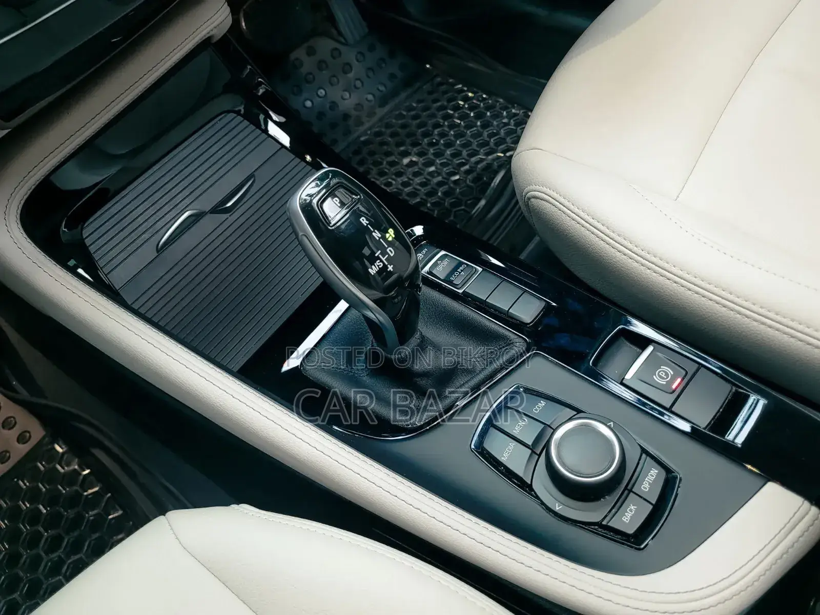 BMW X1 2022 গ্রে