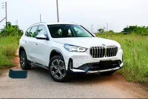 BMW X1 xDrive28i AWD 2023 Pearl