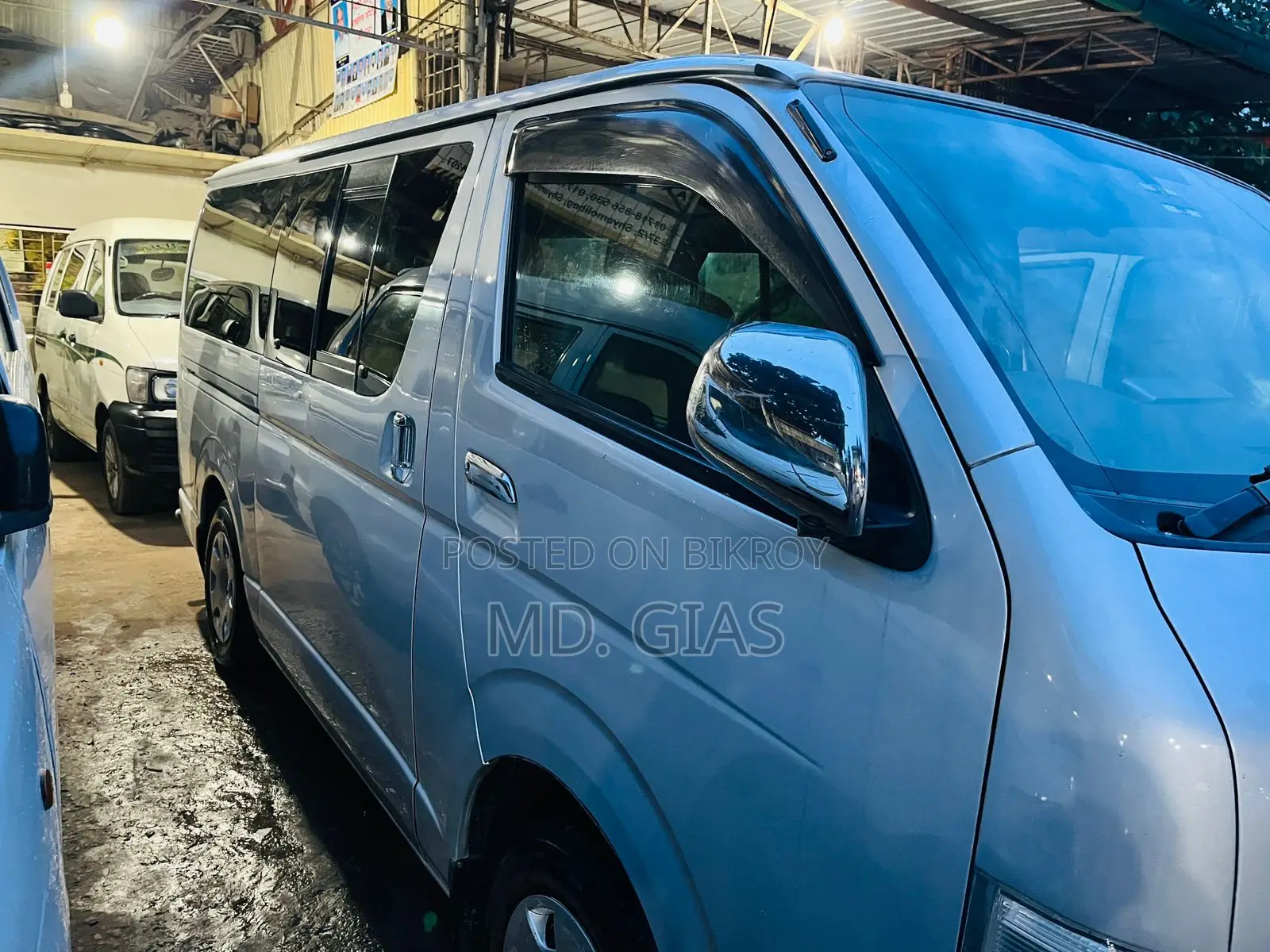 Toyota HiAce 2007 Silver
