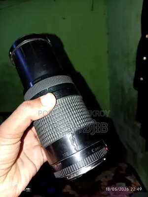 75-300 Zoom Lens