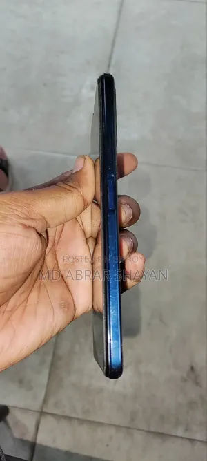 Vivo Y21 128 GB Blue