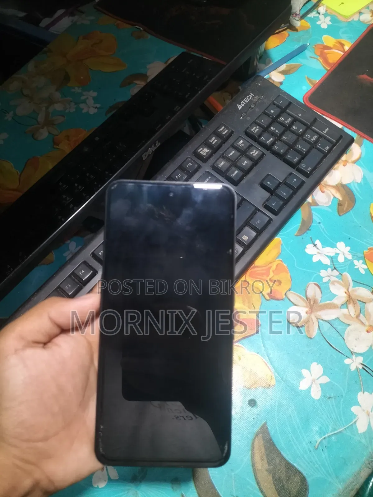 নাথিং ফোন ২ ১২৮ জিবি কালো