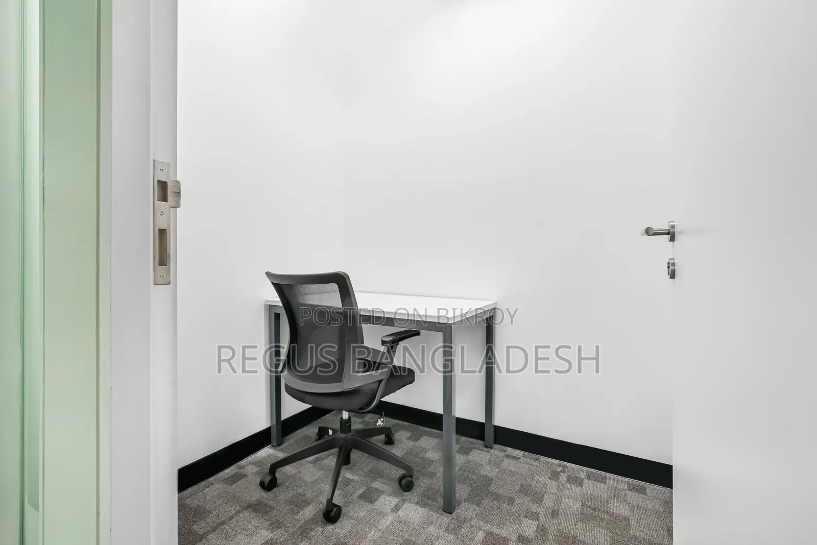 Fully Serviced Office Space for Your Team in Regus Utc Building