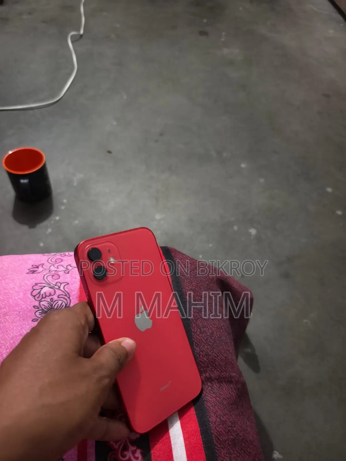 Apple iPhone 12 128 GB Red