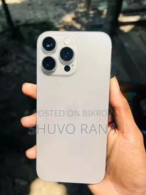 অ্যাপল আইফোন ১৬ প্রো ম্যাক্স ১ টিবি হোয়াইট