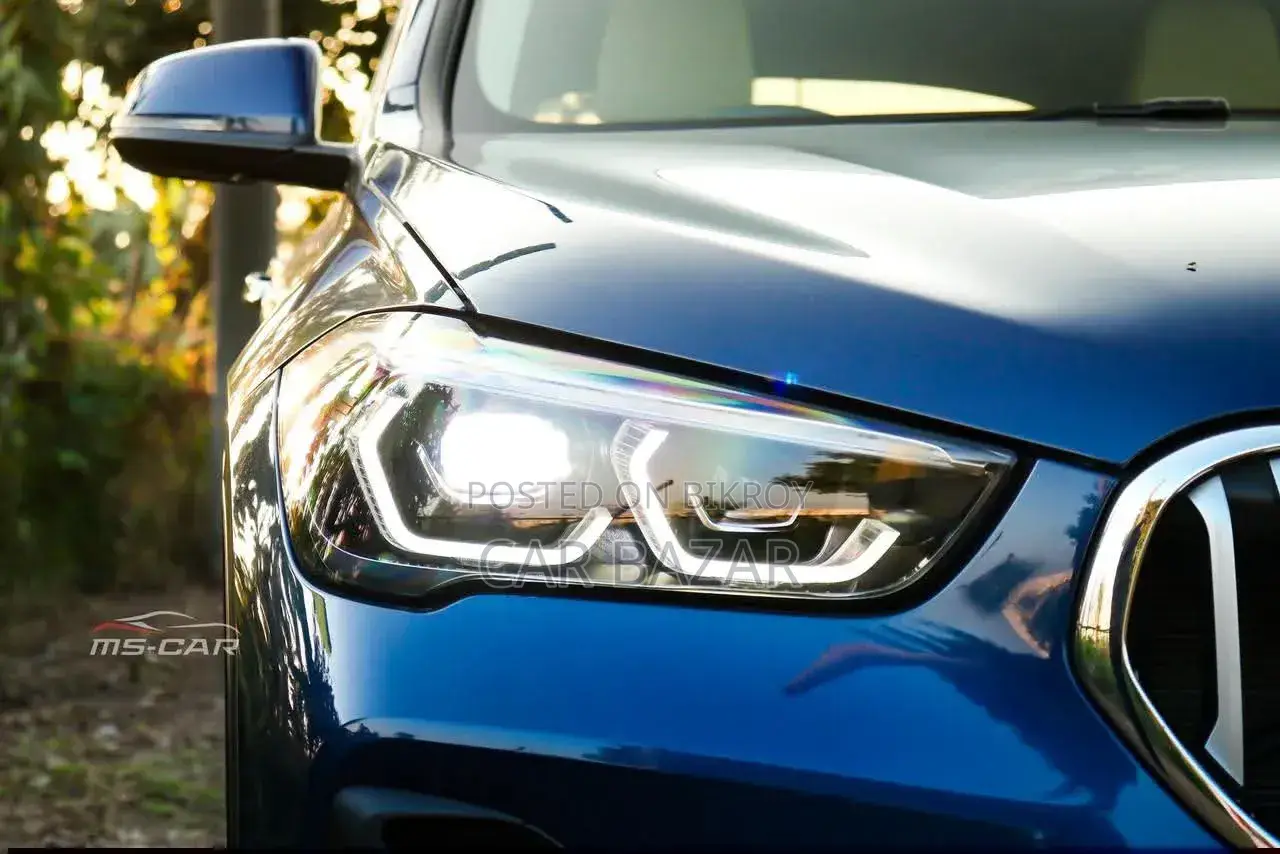 BMW X1 2022 নীল