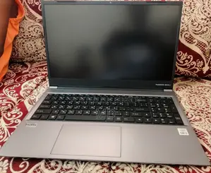 Laptop 8GB Intel Core I3 HDD+SSD 256GB