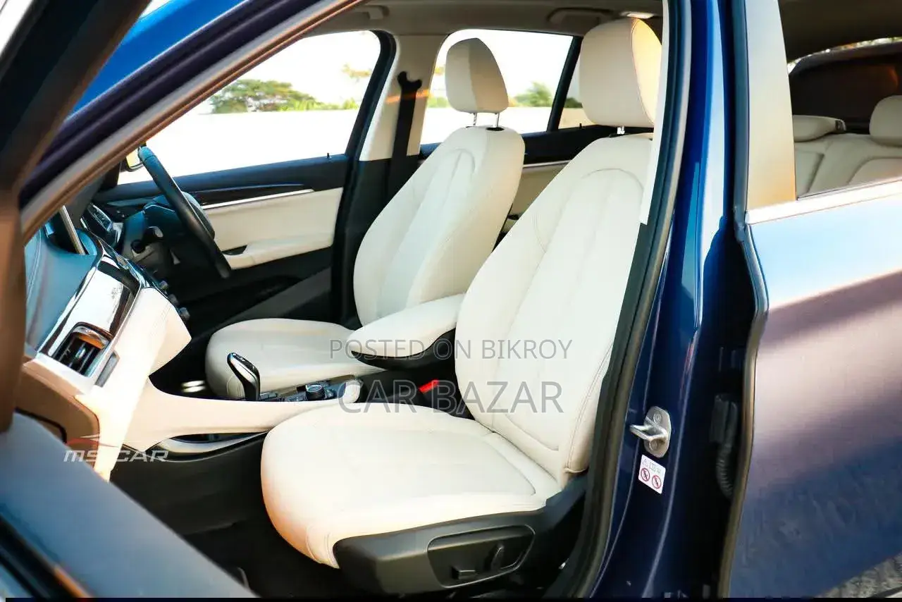 BMW X1 2022 নীল