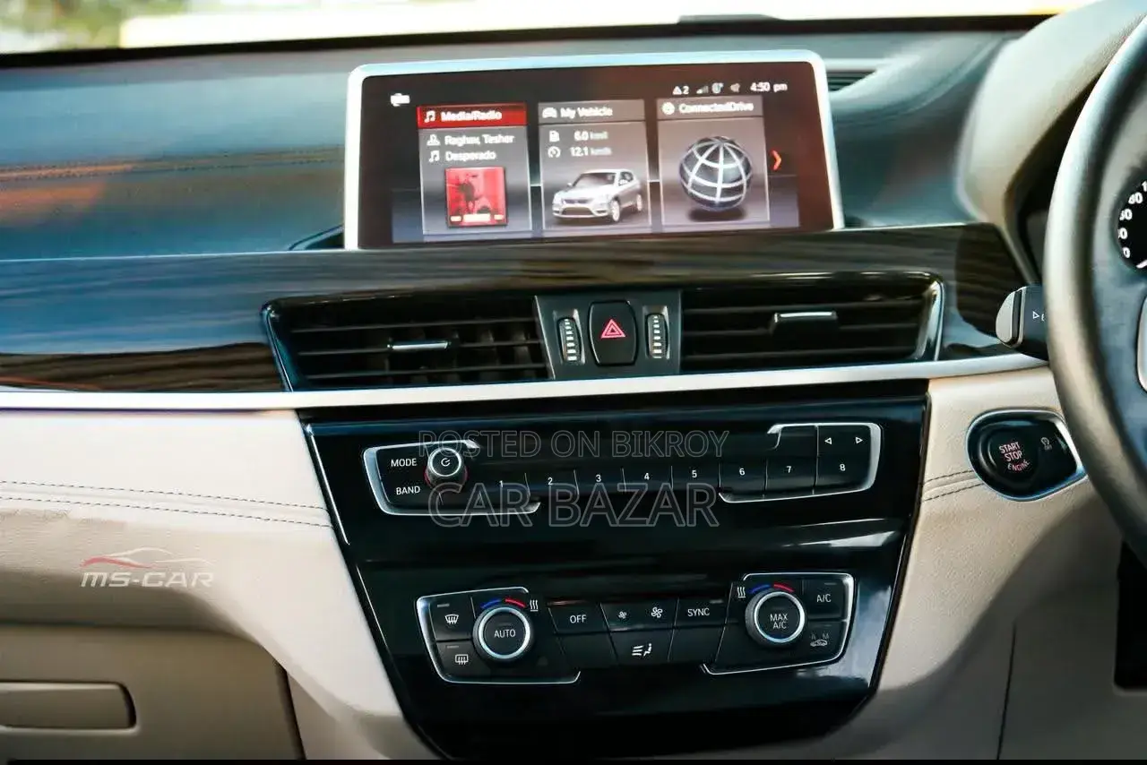 BMW X1 2022 নীল