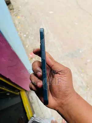 Apple iPhone 13 128 GB