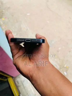 Apple iPhone 13 128 GB
