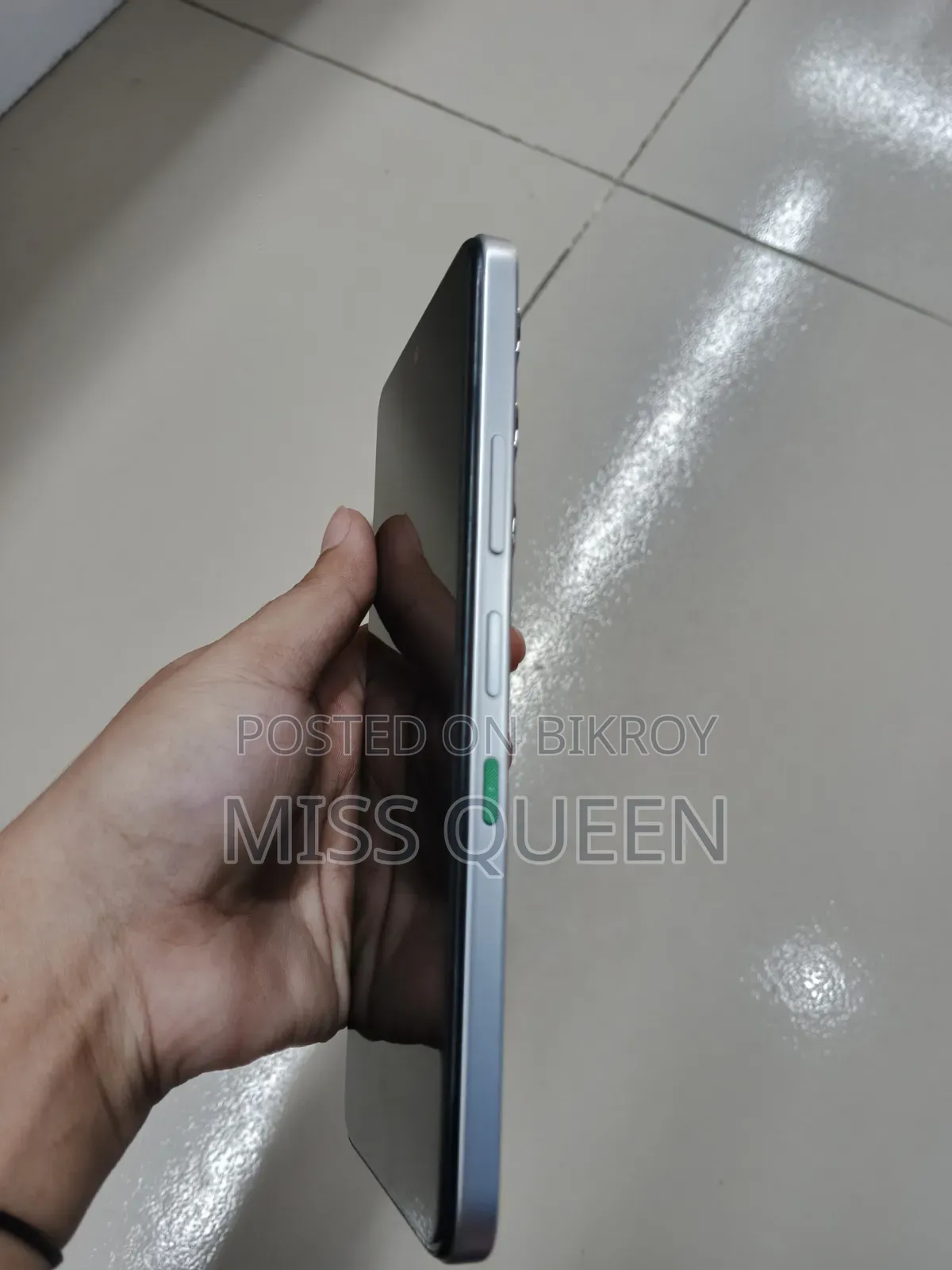 New Infinix Hot 60i 256 GB White