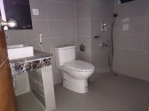 3bdrm Apartment in Gulshan for Rent