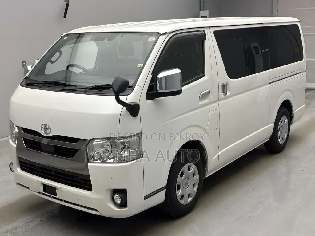 Toyota HiAce 2021 Pearl