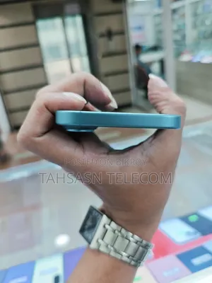 অ্যাপল আইফোন ১৬ ২৫৬ জিবি ব্লু