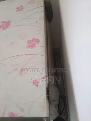 ডিপ ফ্রিজ ১৪৬ লিটার
