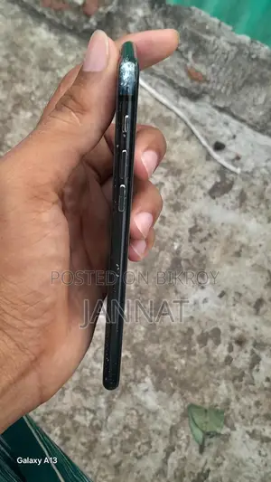 Apple iPhone SE (2020) 64 GB Black