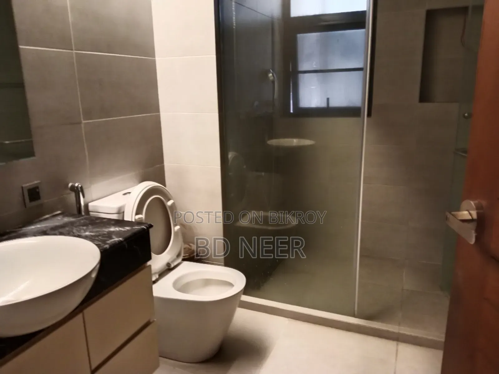 4 Bedroom Apartment in Gulshan for Rent