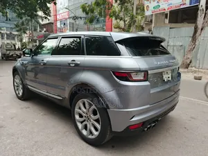 রোভার ল্যান্ড ২০১২ গ্রে
