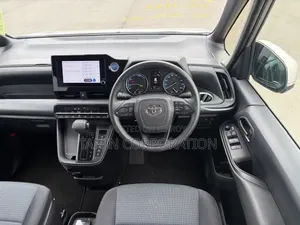 Toyota Noah 2022 Brown