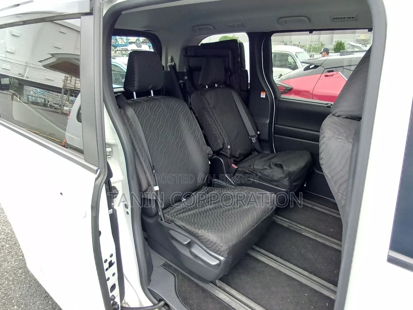 Toyota Noah 2022 Pearl