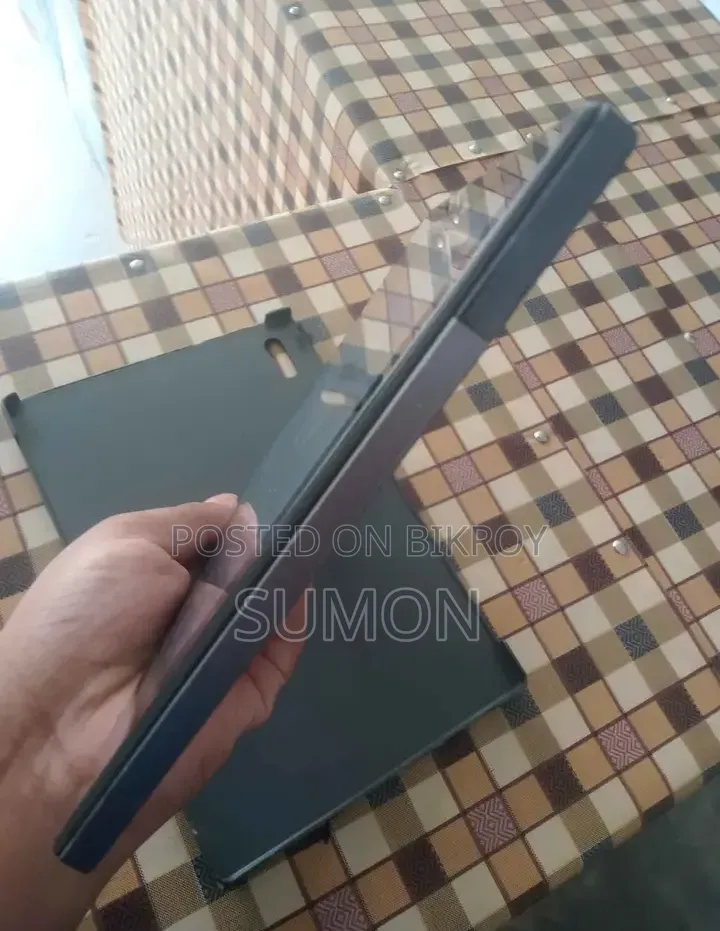 Walton 4 GB Black