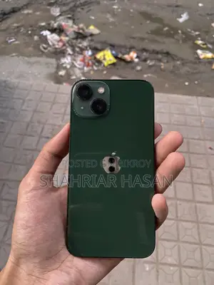 Apple iPhone 13 128 GB Green