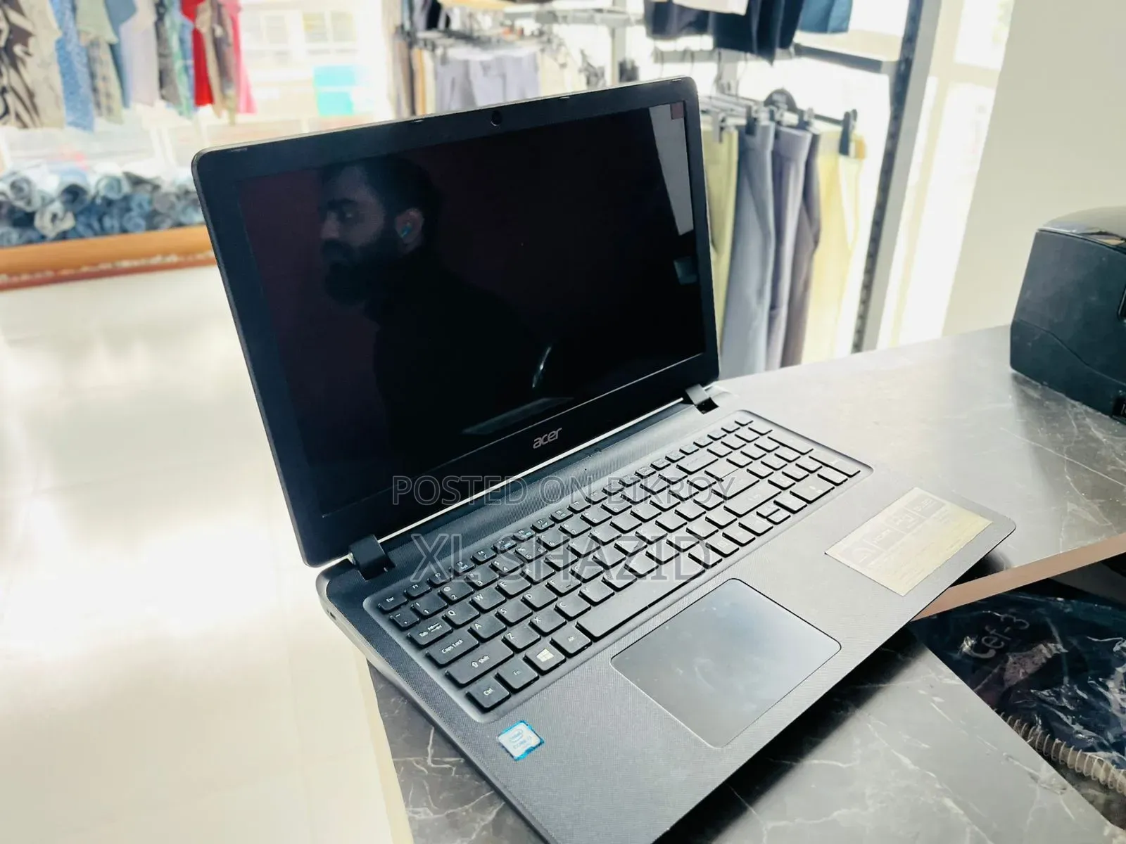 Laptop Acer 4GB Intel Core i3 HDD 1T