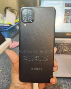 Samsung Galaxy A12 64 GB Black