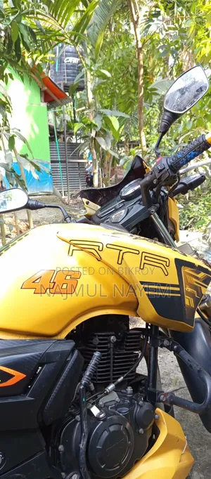 TVS Apache RTR 160 2v Refresh X-Connect 2019 Yellow