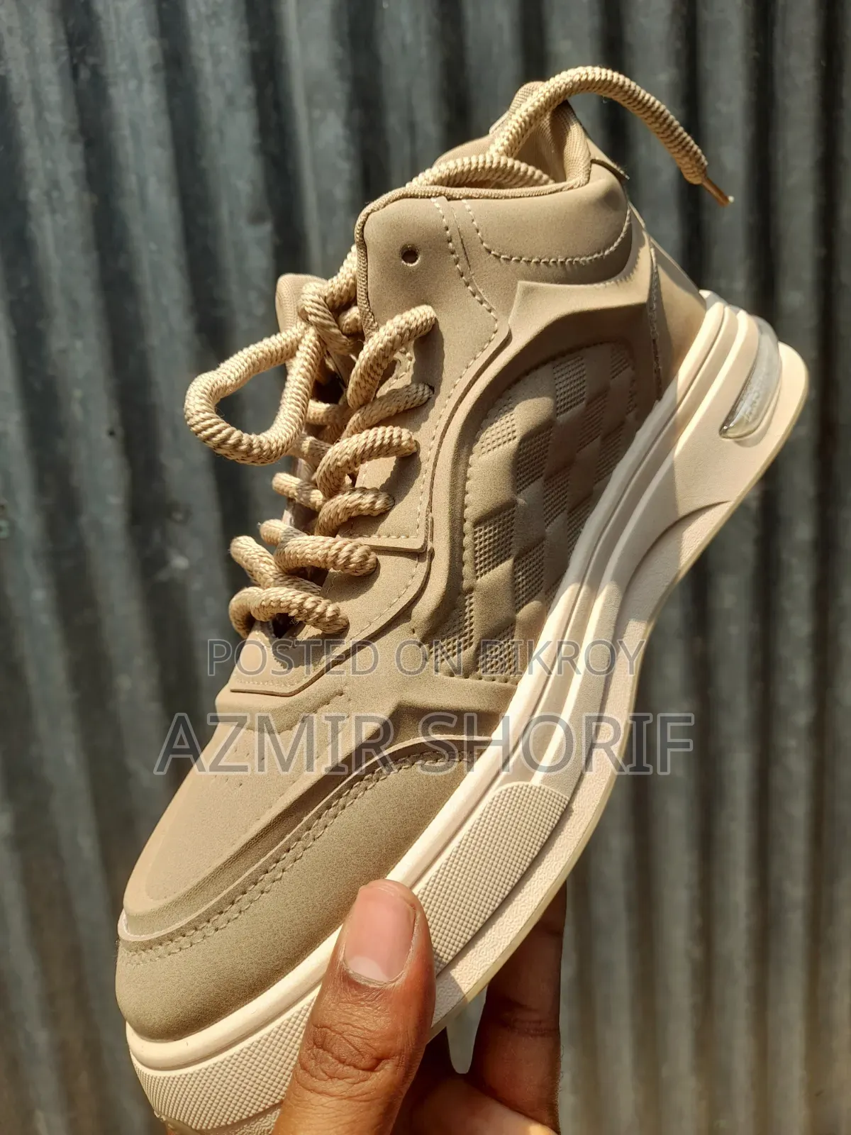 Sneakers (New)