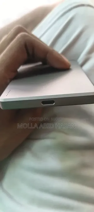 Infinix Wireless Magnetic 5000mah Power Bank