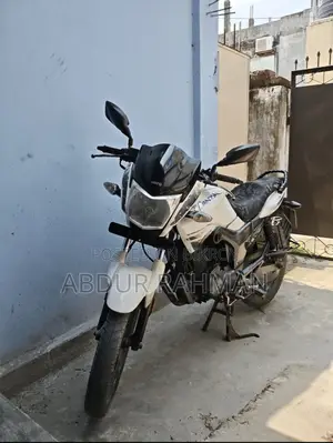 হিরো হাঙ্ক ১৫০ ২০১৯ হোয়াইট