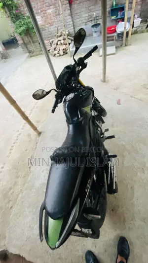 Bajaj Pulsar 135 LS 2012 Black