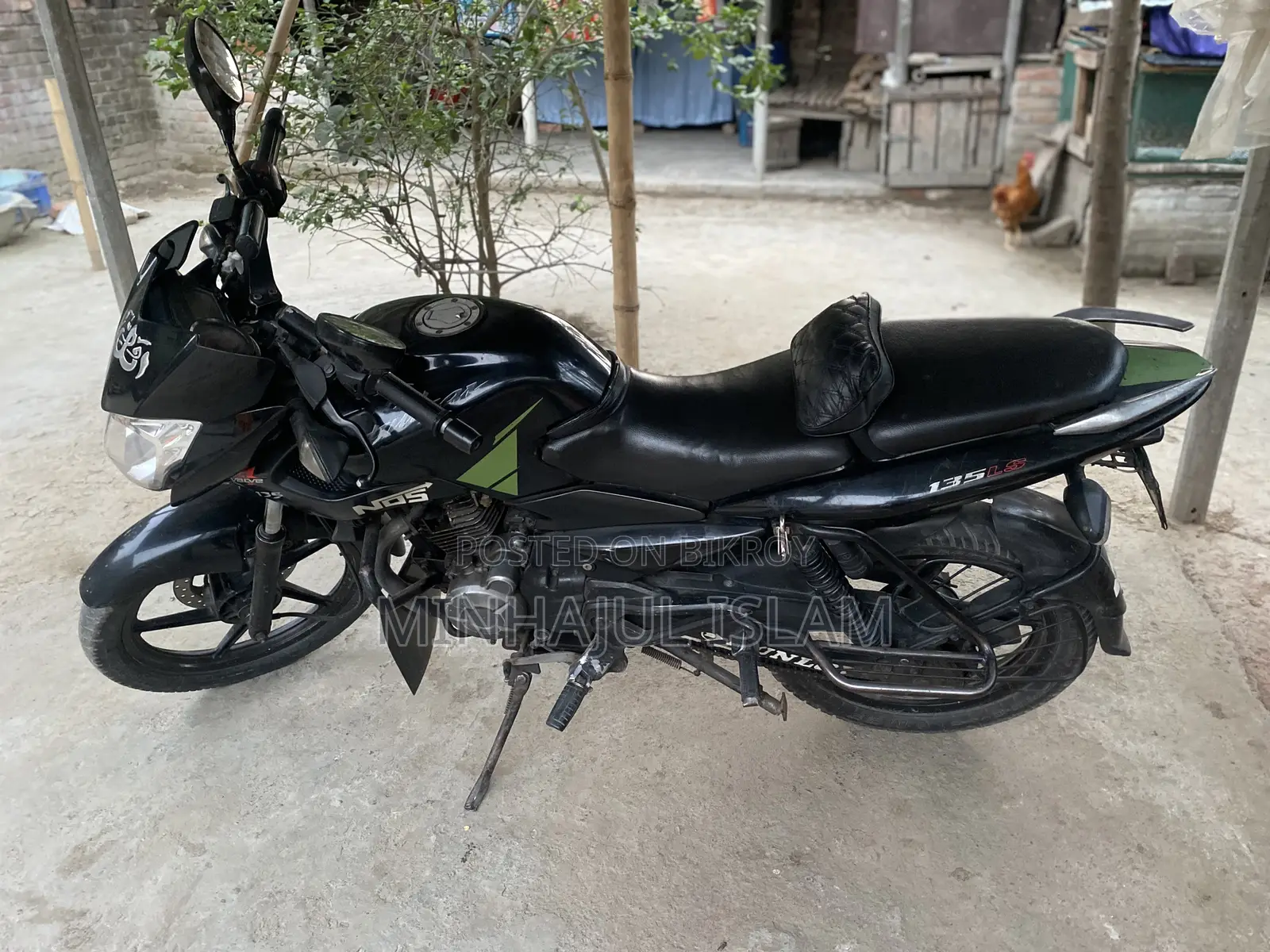 Bajaj Pulsar 135 LS 2012 Black