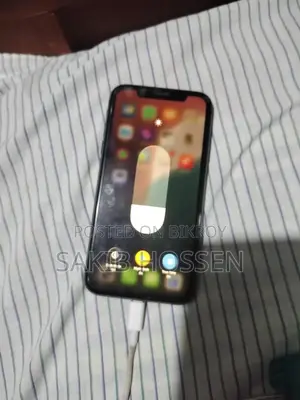 Apple iPhone 11 64 GB Black