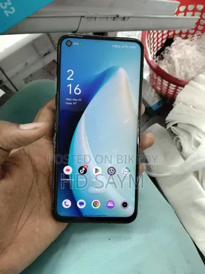 At Mobile 128 GB Black