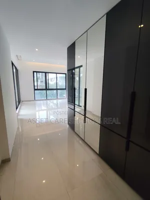 3bdrm Apartment in Ehl, Baridhara for Rent