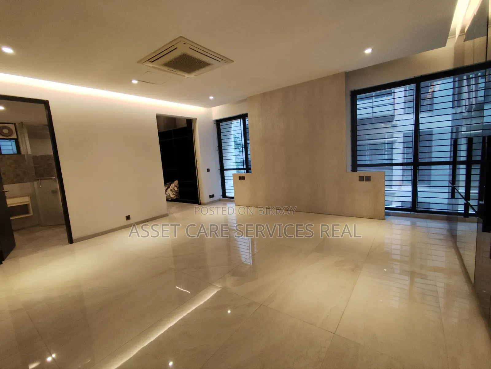 3bdrm Apartment in Ehl, Baridhara for Rent