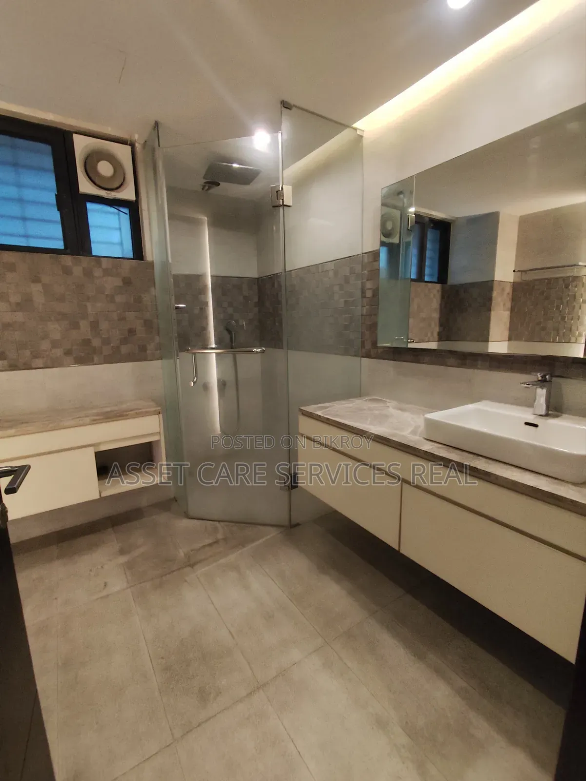 3bdrm Apartment in Ehl, Baridhara for Rent