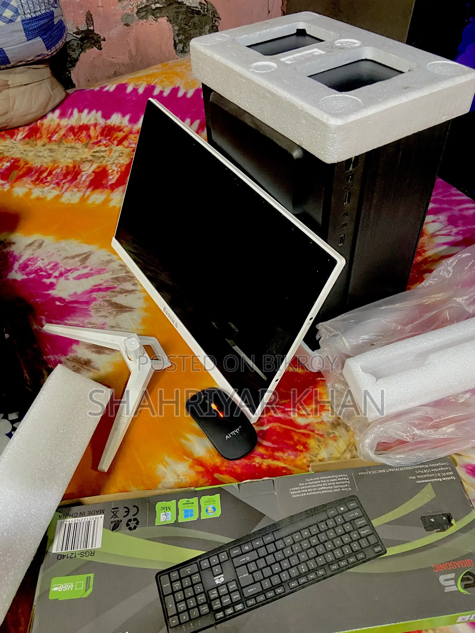Intel I5 4th Gen Esonic 19" Monitor 8GB RAM 128GB SSD H81 Motherboard