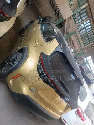 Toyota Yaris Cross 2021 Gold