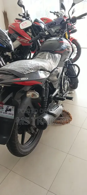 Bajaj Pulsar 150 2023 Black