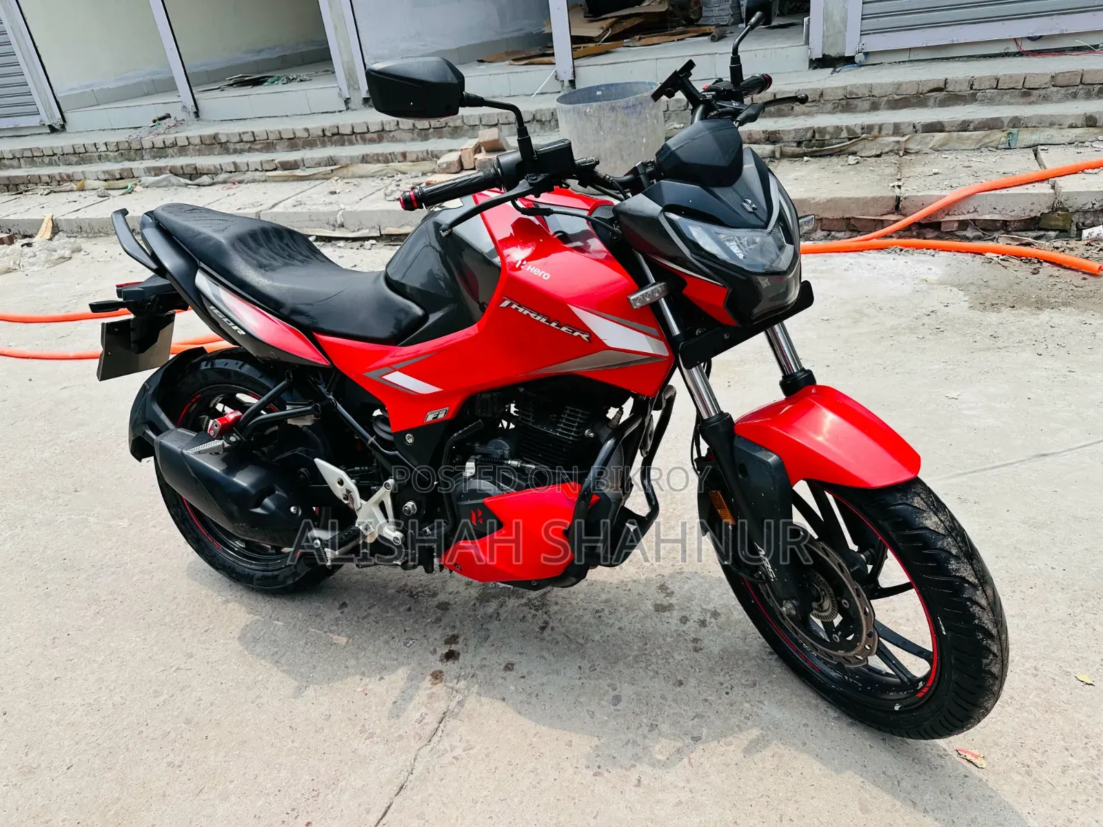 Hero Thriller 160R 2022 Red