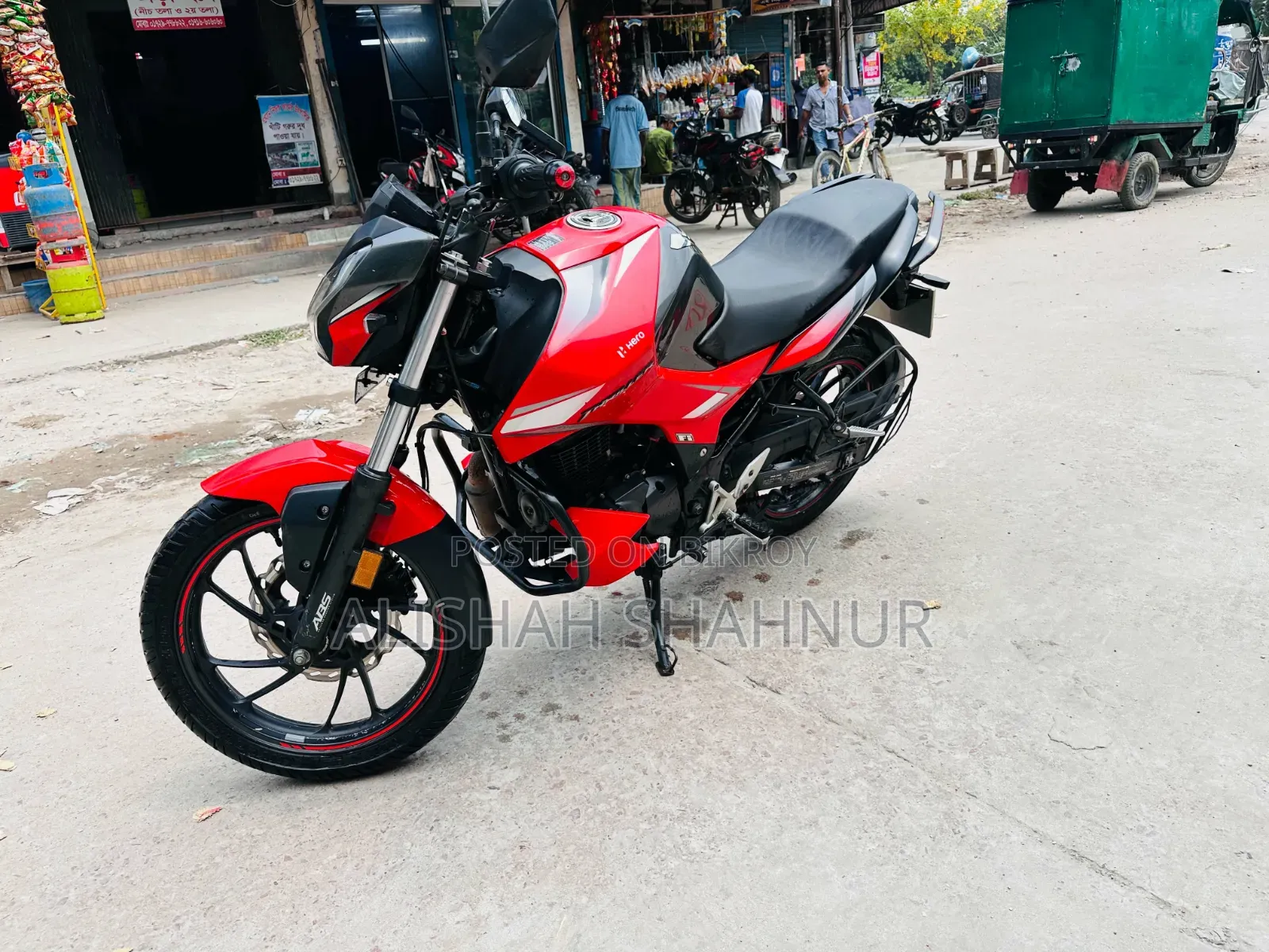 Hero Thriller 160R 2022 Red
